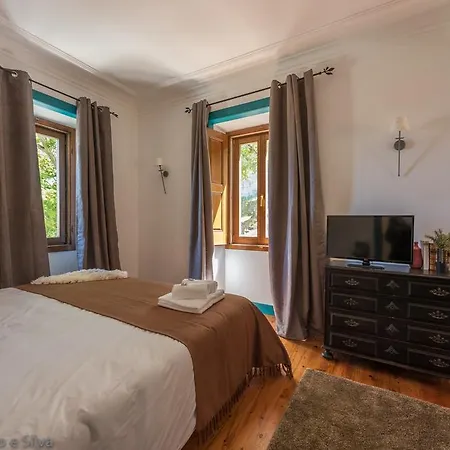 Guest House Villa Dos Poetas Sintra Room photo A bedroom at the Pousada