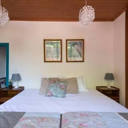 Guest House Villa Dos Poetas Sintra Exterior photo A bedroom at the hotel